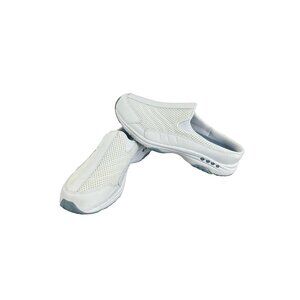 Easy Spirit Shoes 8.5 Narrow (AA,N) Traveltime Mules Clogs White